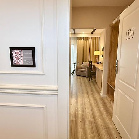 Krystal Boutique Mansion Otel Hunedoara Dış mekan fotoğraf