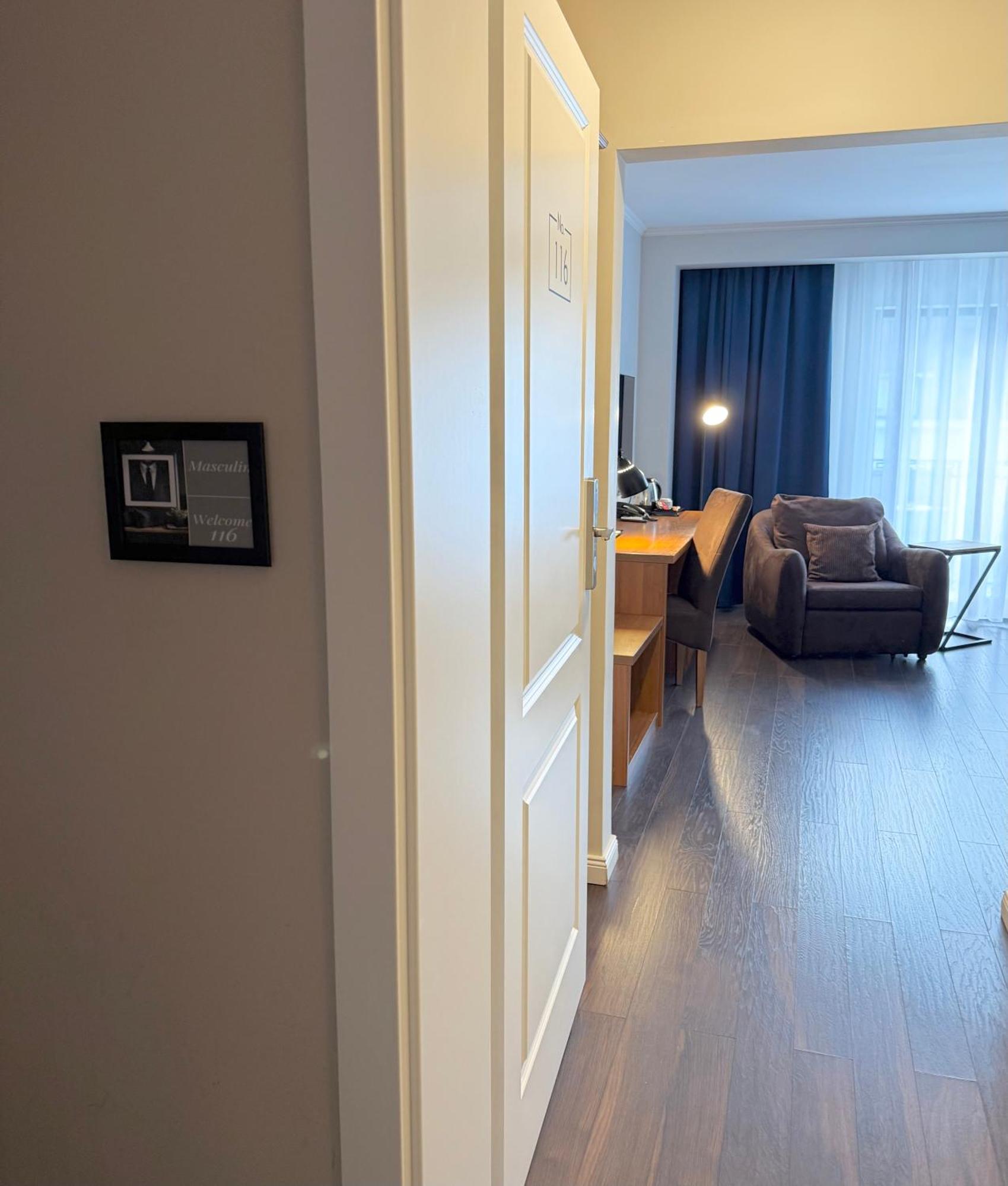 Krystal Boutique Mansion Otel Hunedoara Dış mekan fotoğraf