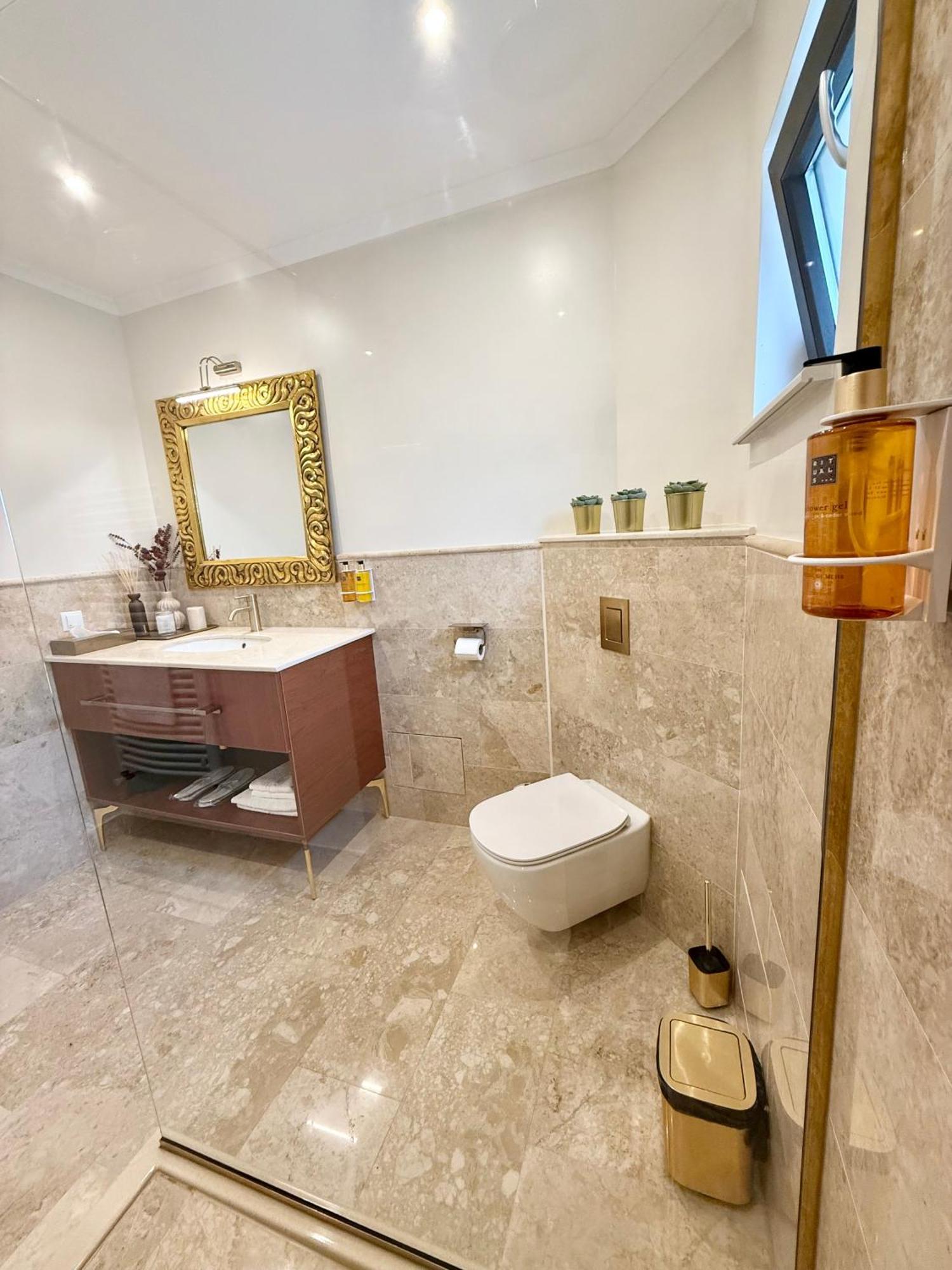Krystal Boutique Mansion Otel Hunedoara Dış mekan fotoğraf