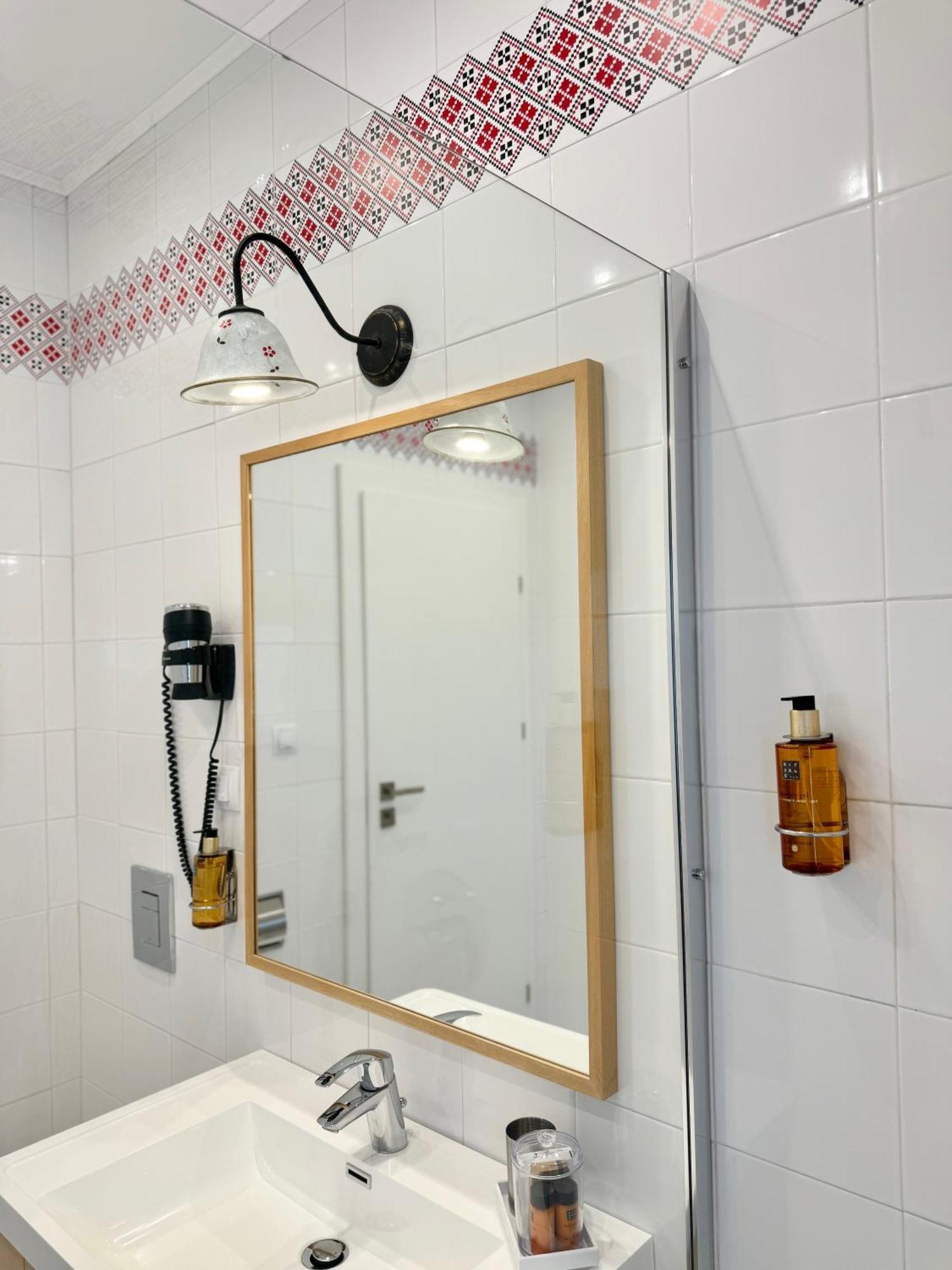 Krystal Boutique Mansion Otel Hunedoara Dış mekan fotoğraf